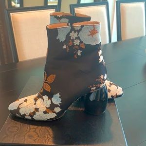 Dries Van Noten booties